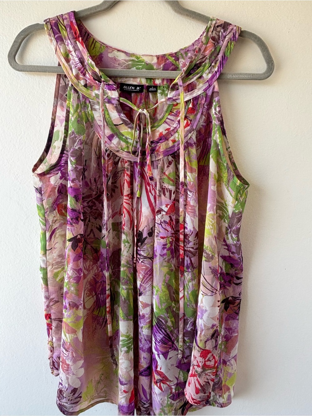 Allen B. By Allen Schwartz Purple & Green Floral Sleeveless Tie-Neck Camisole